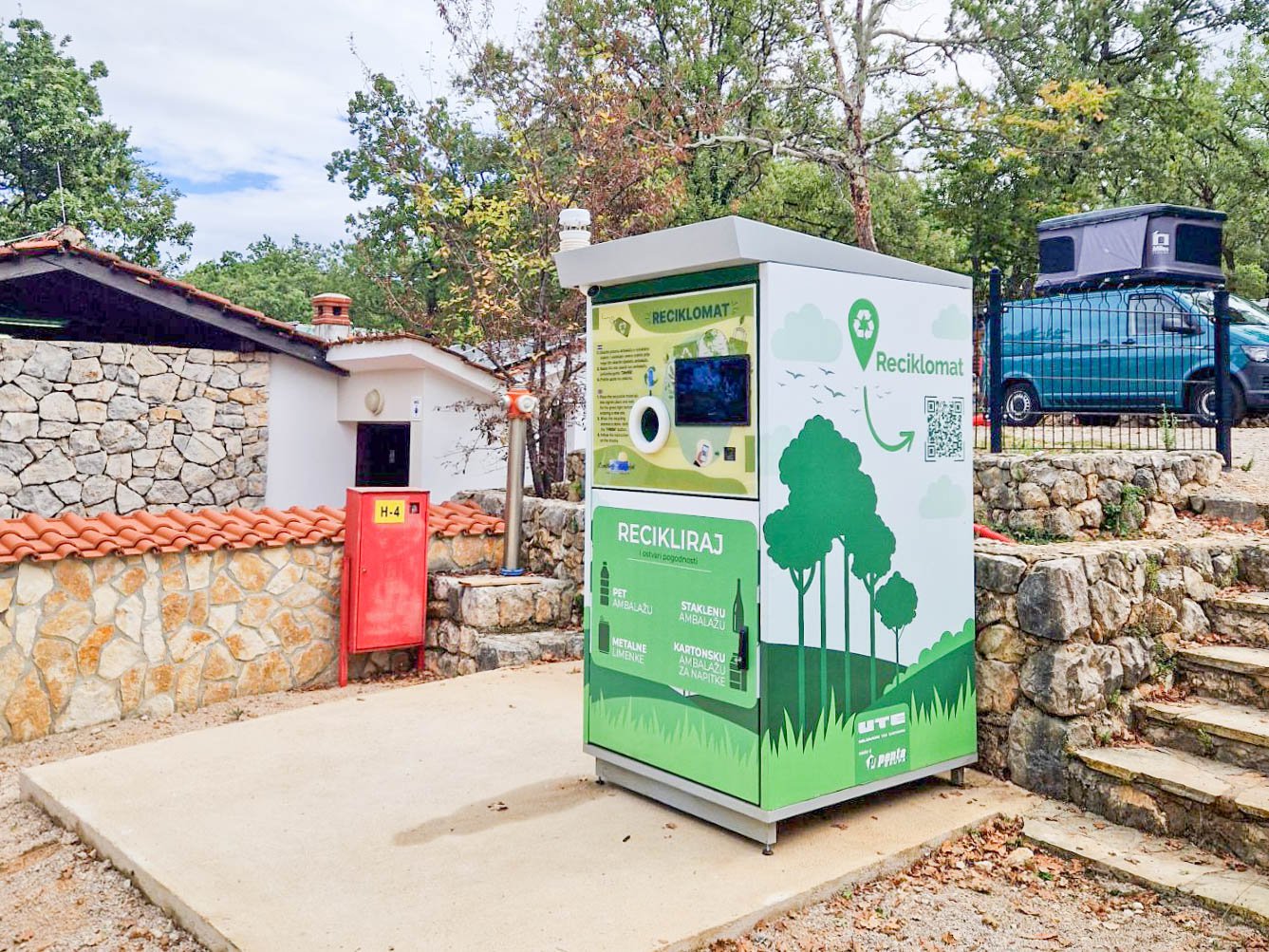 "Climate Friendly Camp" project: recycling machines on the island of Krk
