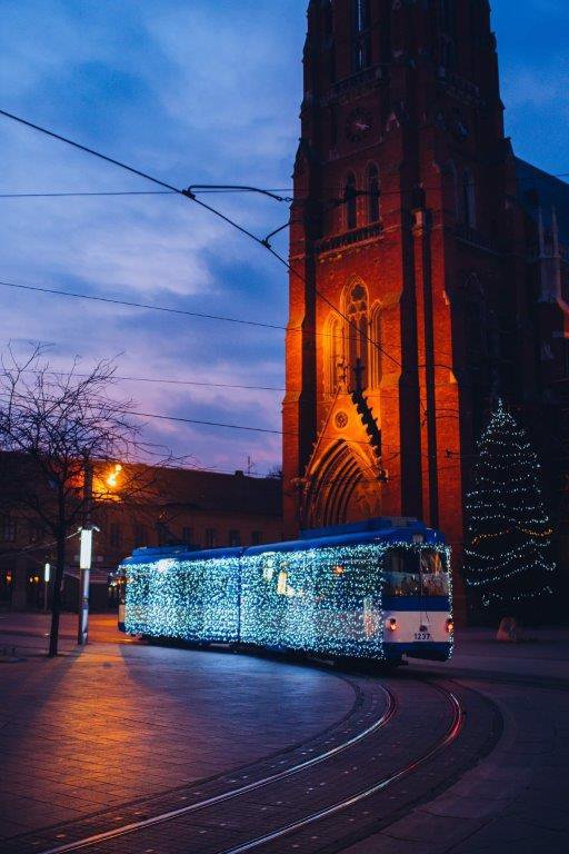 Reciters from Vojvodina riding the Christmas tram