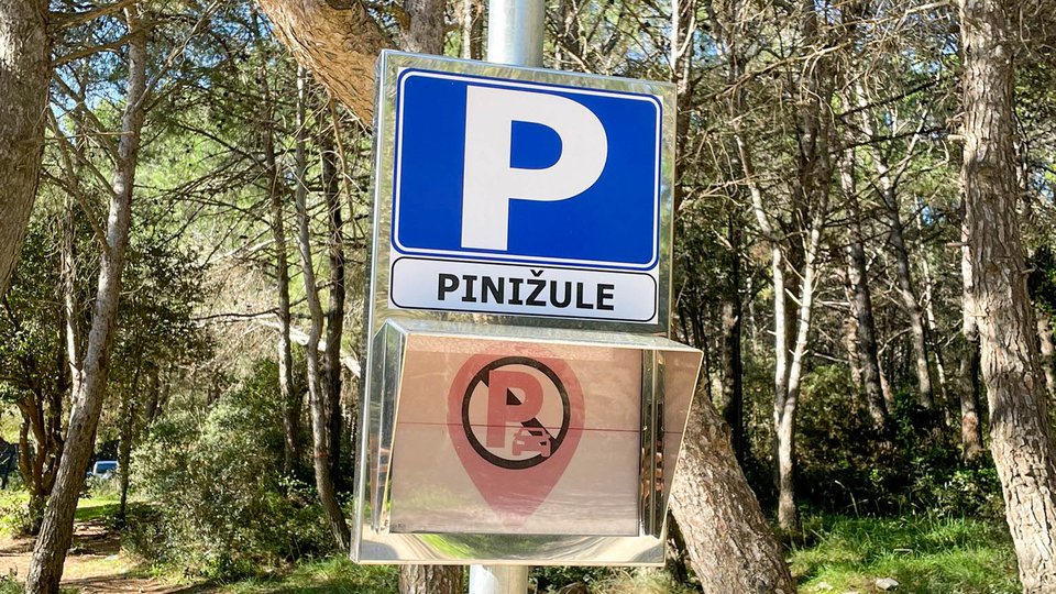 JU Kamenjak: development of the solution to improve the management of parking zones