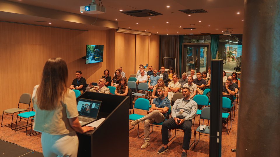 BusCARD 4.0 IoT uspješno predstavljen na Danu otvorenih vrata: Funkcionalni prototip novog vozačkog računala korak je bliže tržištu